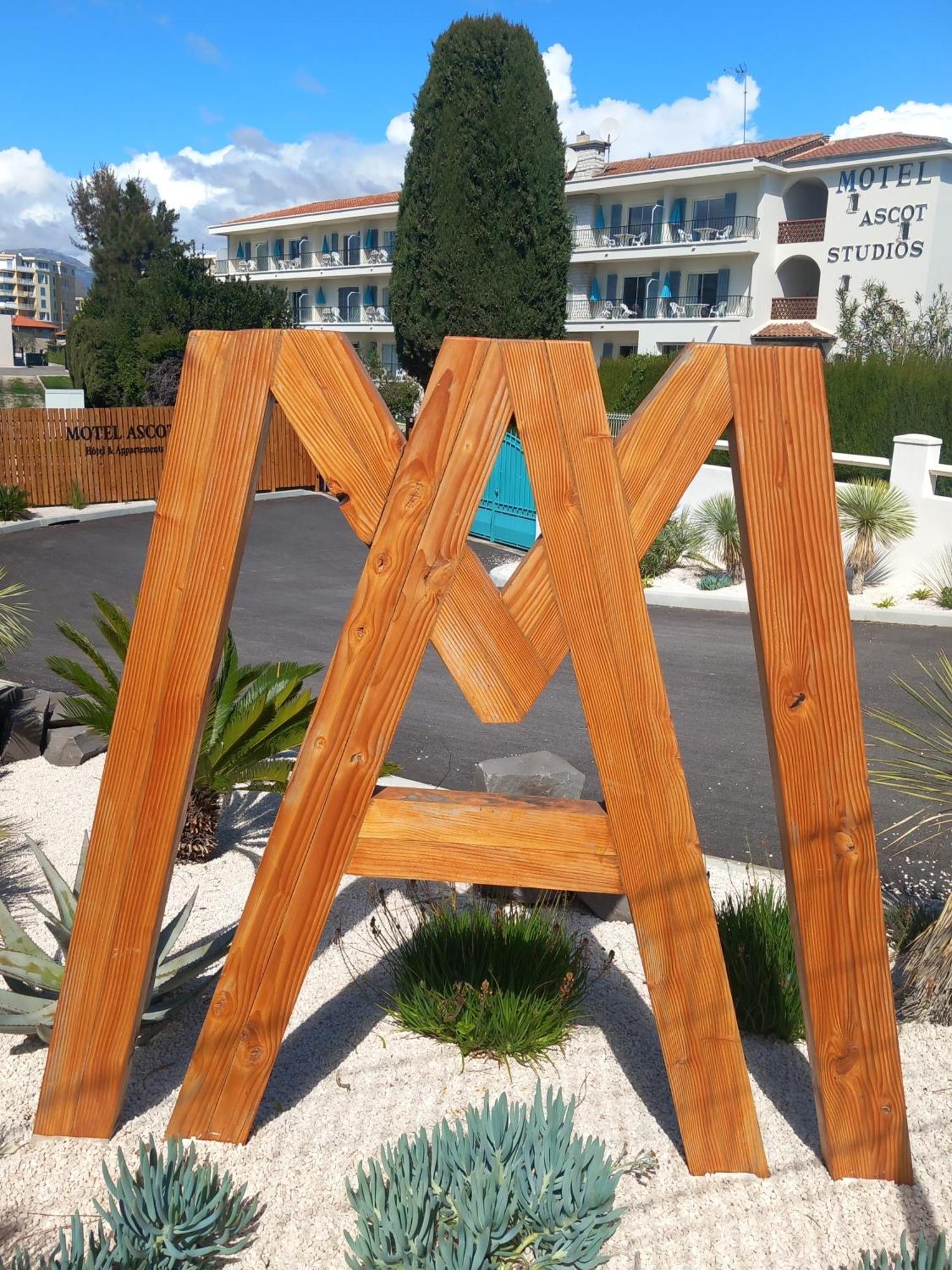 Ascot - & Aparthotel *